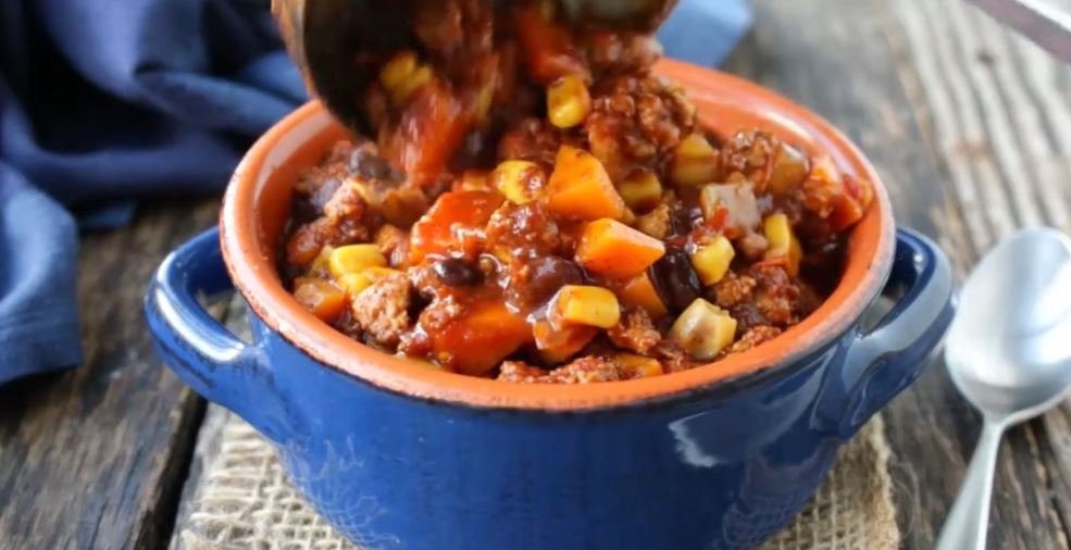 Whole30-Turkey-and-Sweet-Potato-Chili-easy-recipe Whole30 turkey and sweet potato chili in Dutch Oven