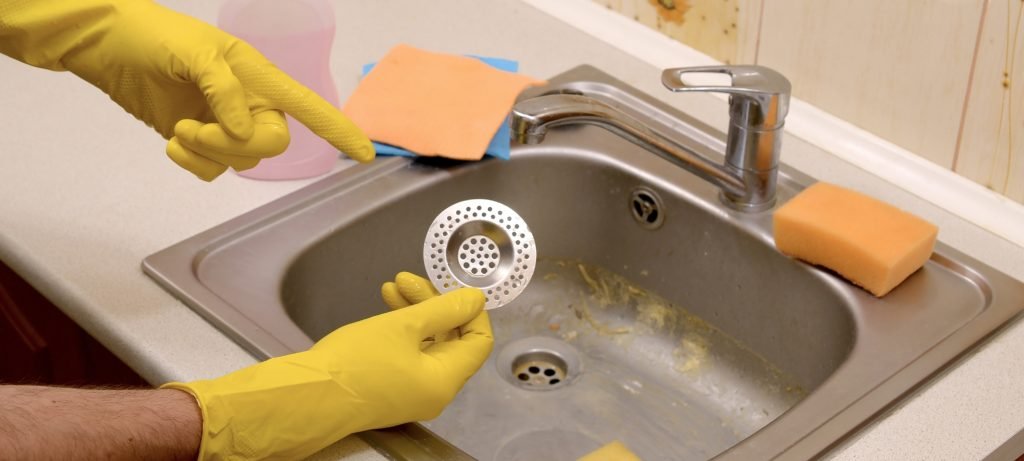 How to Clean Kitchen Drain featured image