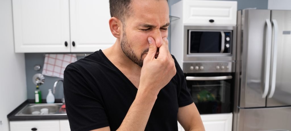 How to Remove Smell from Kitchen Sink featured image