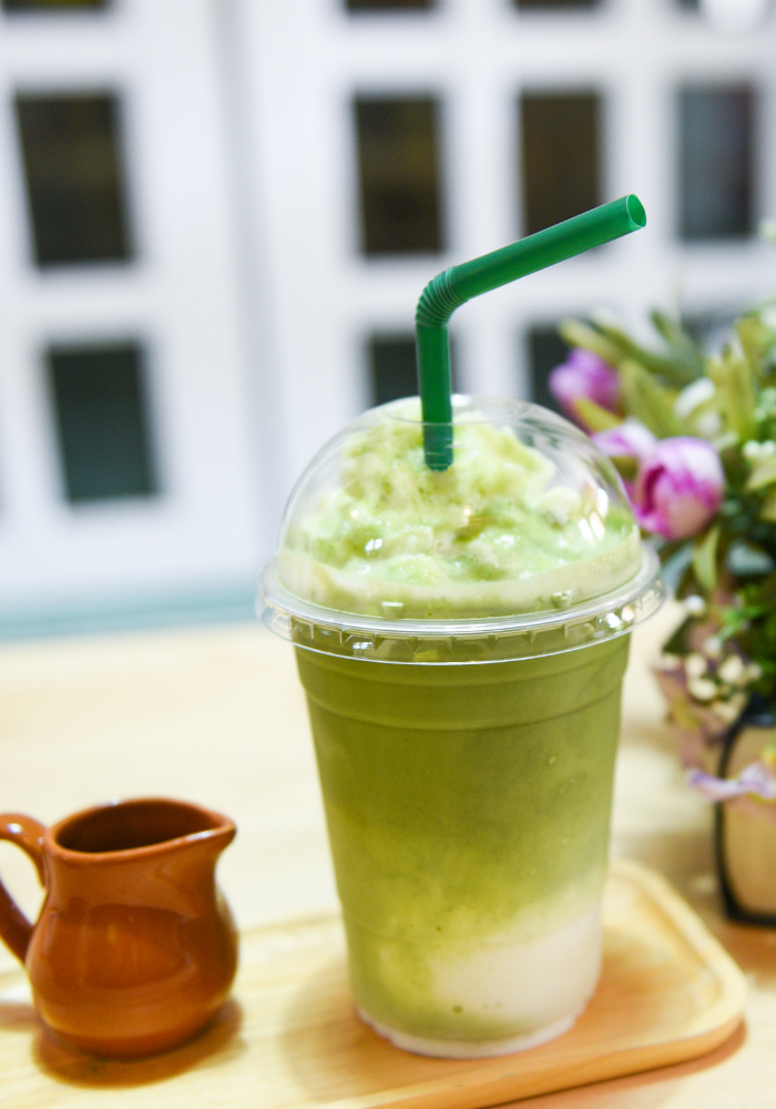 matcha green tea protein smoothie