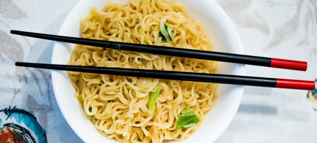 noodle chicken ramen soup