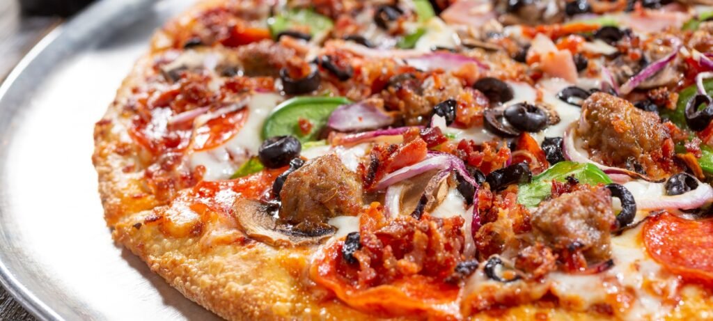 sausage mushroom pizza featured image